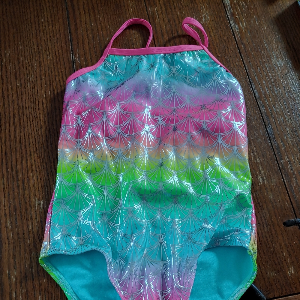 Girls bathing suit